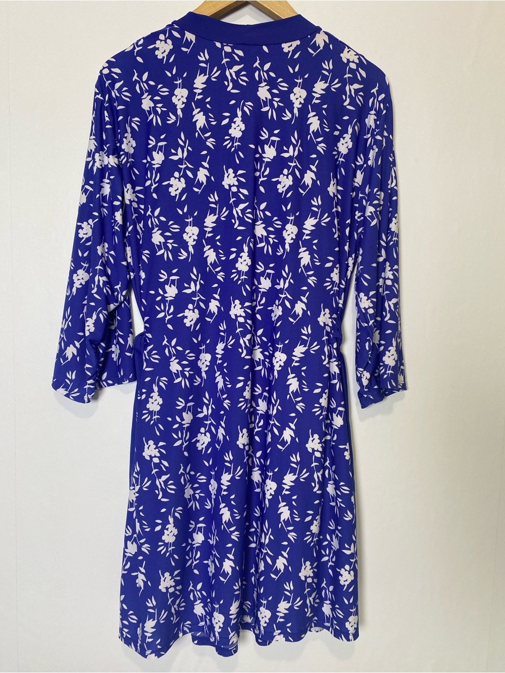 Marilyn Monroe Intimates L Blue Floral Robe Nightgown Set Lounge Sleepwear - Picture 3 of 9
